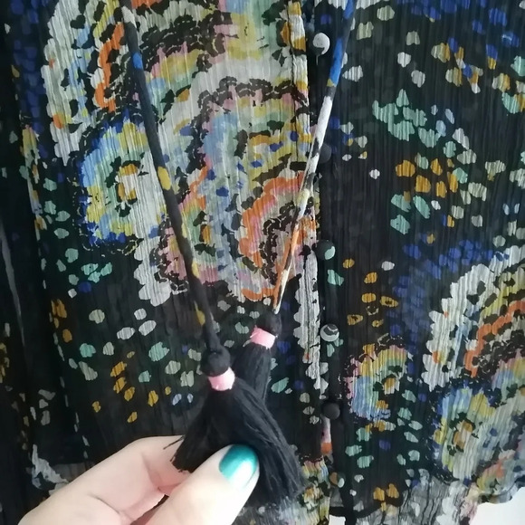 By Anthropologie Peasant Blouse Button Up Semi Sheer Pleated Top Neck Tassels XS - Picture 9 of 16